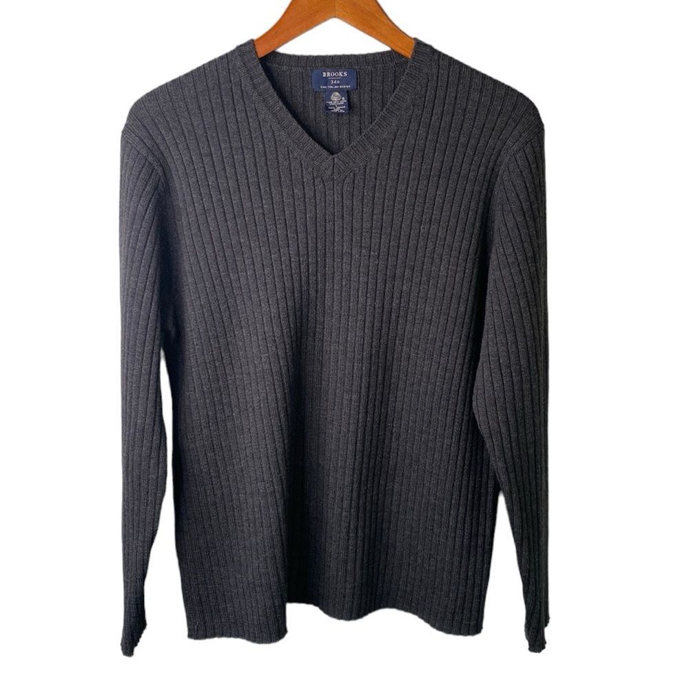 Brooks 346 Vintage Merino Wool Ribbed Knit V-Neck Sweater Long Sleeve Hong Kong